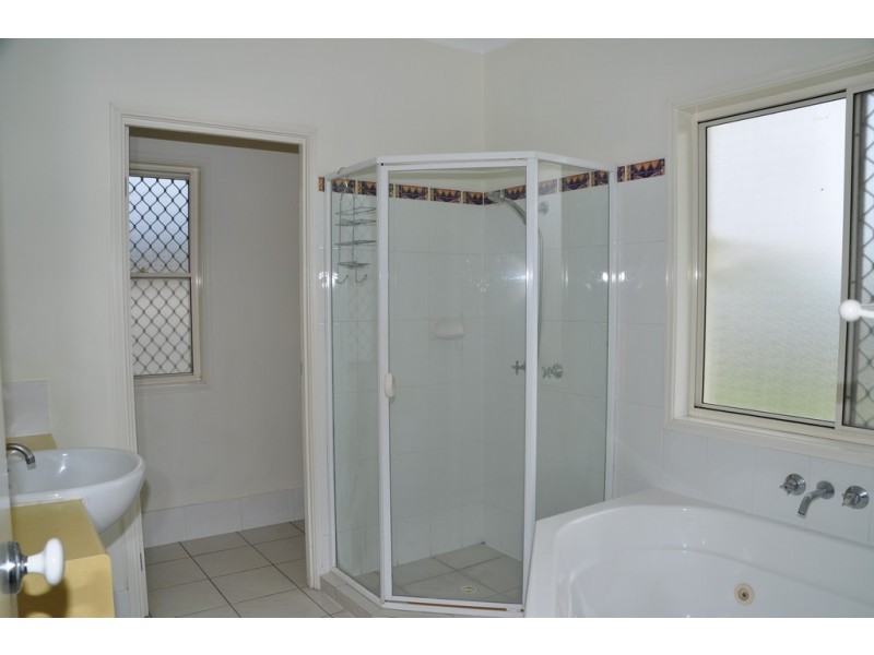 32 Ebony Place, Stretton QLD 4116