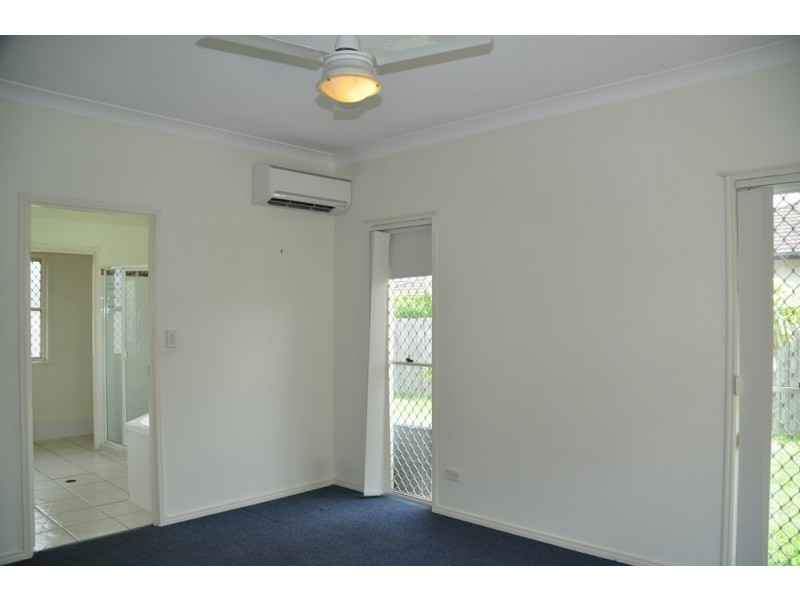 32 Ebony Place, Stretton QLD 4116