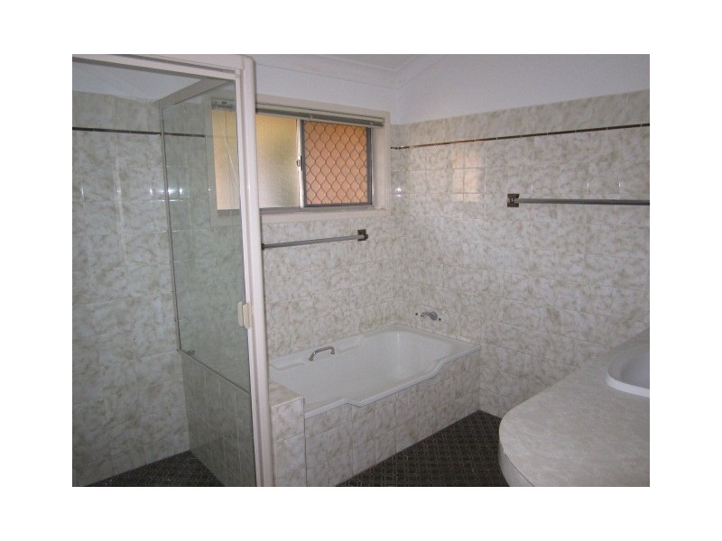 3 Chicago Street, Robertson QLD 4109