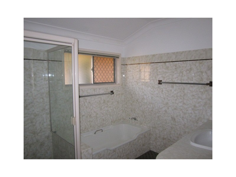 3 Chicago Street, Robertson QLD 4109