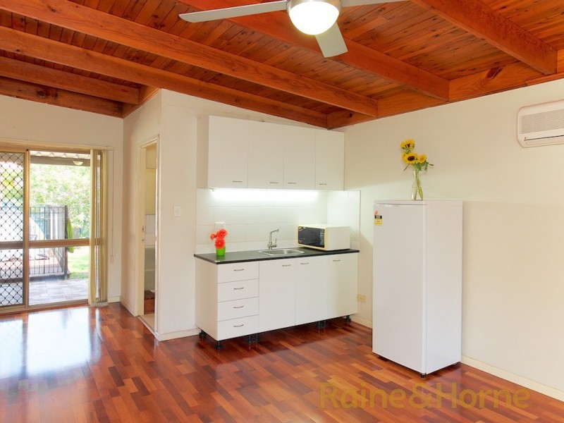 73 STONES ROAD, Sunnybank Hills QLD 4109