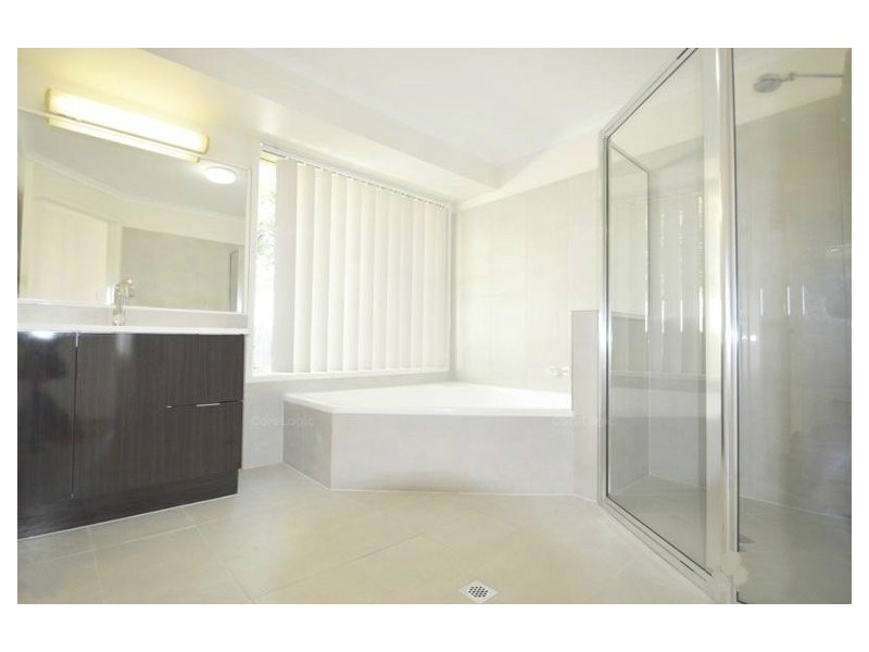 64 Tansey Drive, Tanah Merah QLD 4128