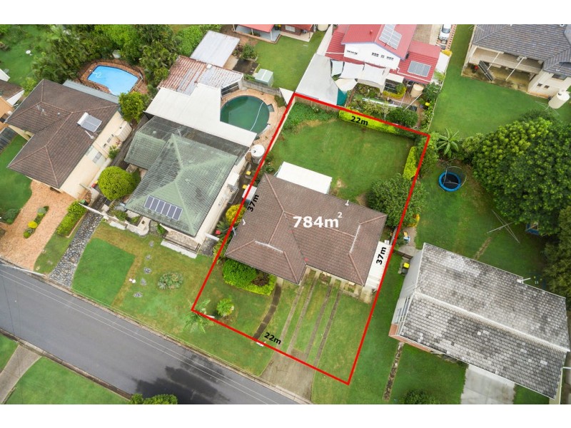 10 EPSOM STREET, Macgregor QLD 4109