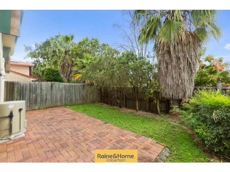 10/9 LAWRENCE CLOSE, Robertson QLD 4109
