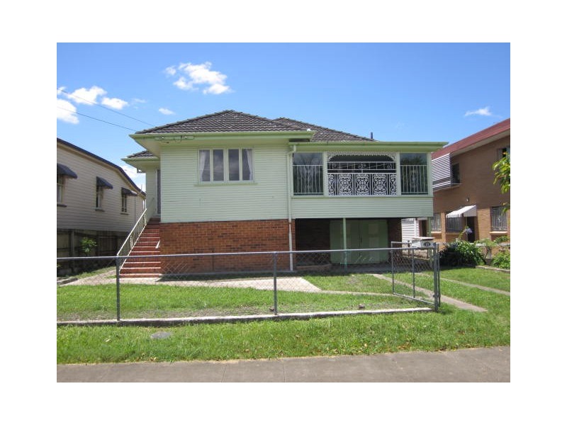 10 Jubilee Street, Greenslopes QLD 4120