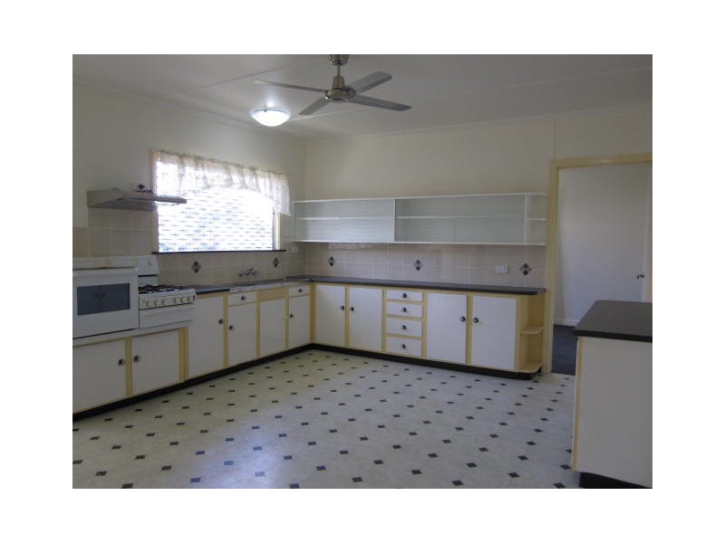 10 Jubilee Street, Greenslopes QLD 4120