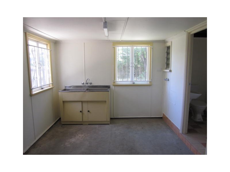 10 Jubilee Street, Greenslopes QLD 4120