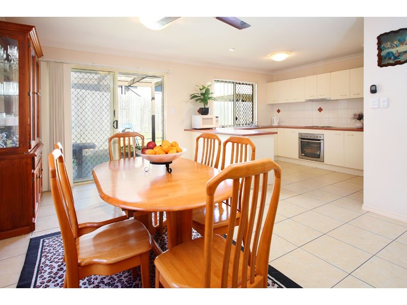 7 Wavecrest Place, Calamvale QLD 4116