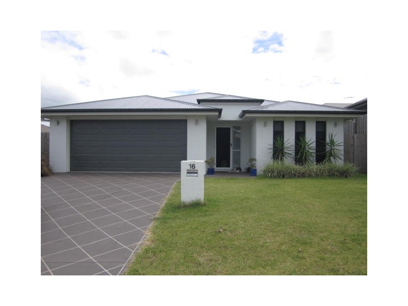 16 Gippsland Place, Calamvale QLD 4116