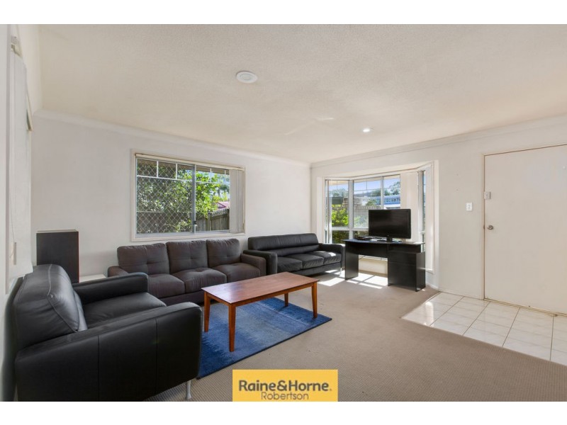 32/10 Lawrence Close, Robertson QLD 4109