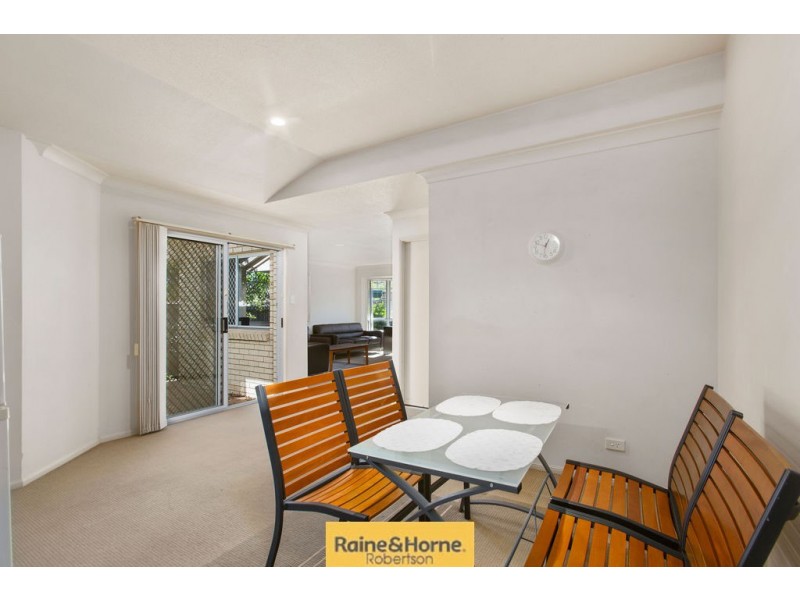 32/10 Lawrence Close, Robertson QLD 4109