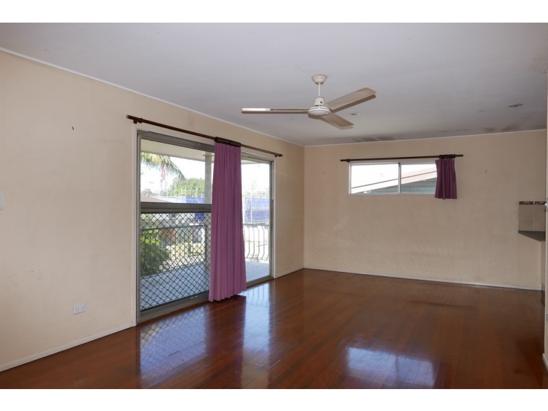 14 Grout Street, Macgregor QLD 4109