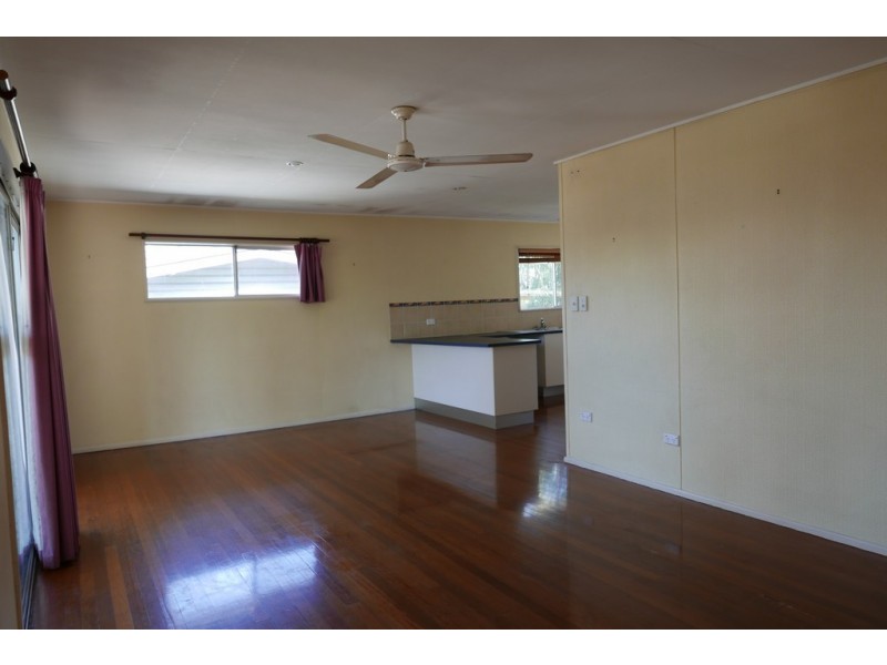 14 Grout Street, Macgregor QLD 4109