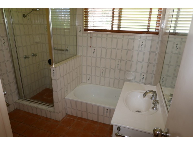 14 Grout Street, Macgregor QLD 4109