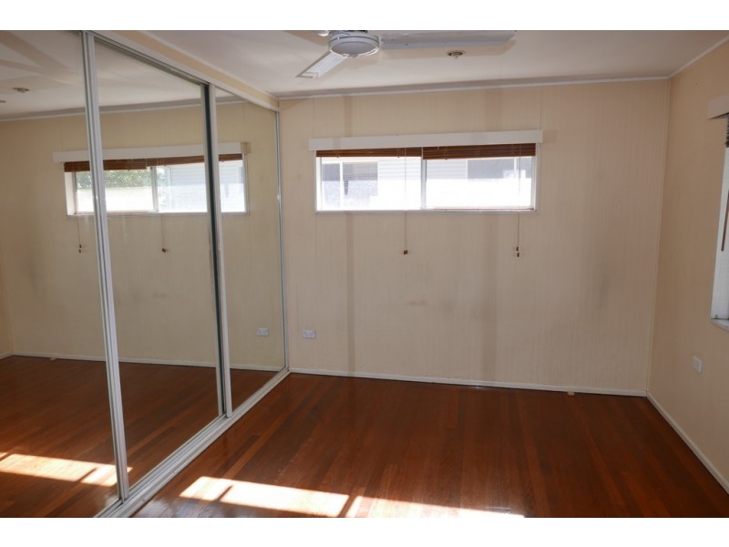 14 Grout Street, Macgregor QLD 4109