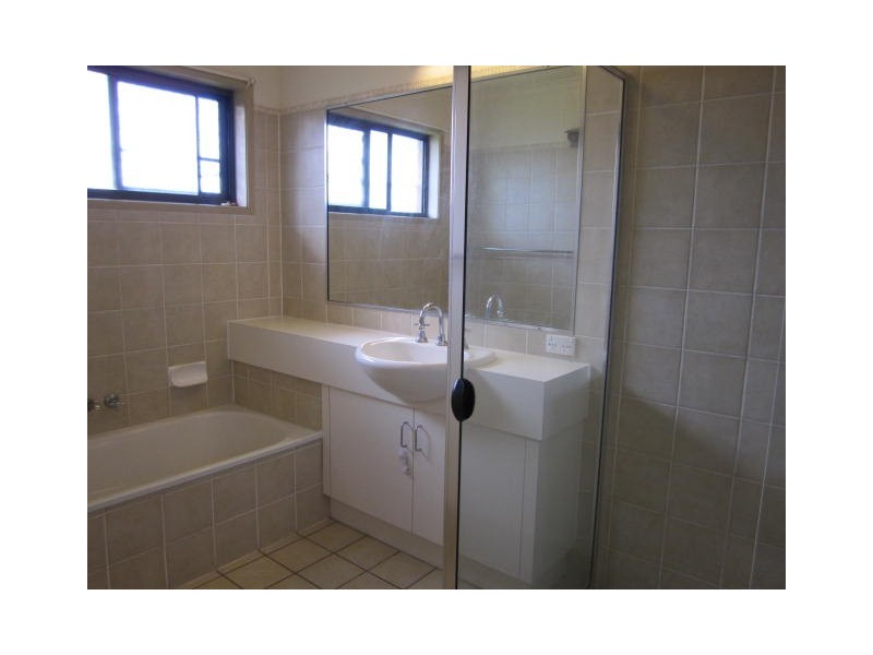 24 Goorari Street, Eight Mile Plains QLD 4113