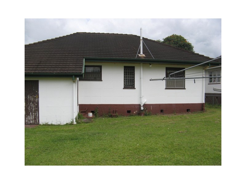 11 Macgroarty Street, Coopers Plains QLD 4108