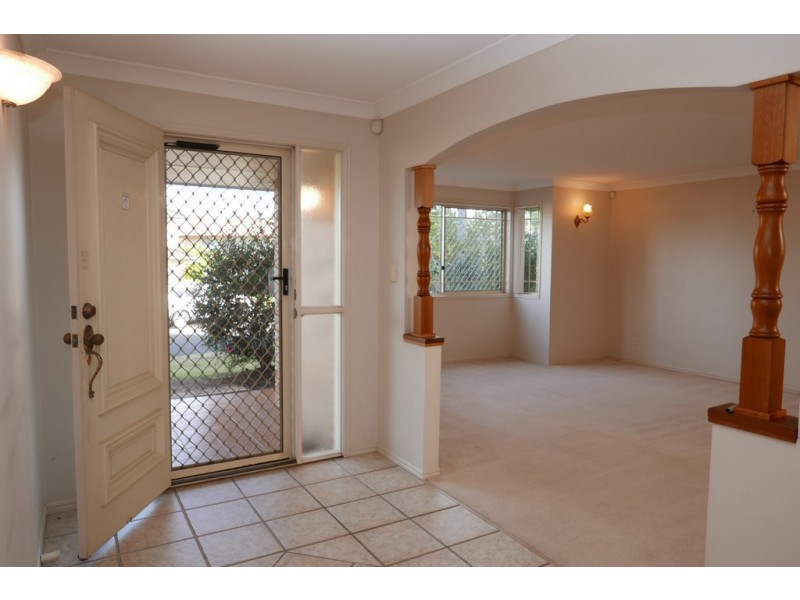 15 Berkley Place, Carindale QLD 4152