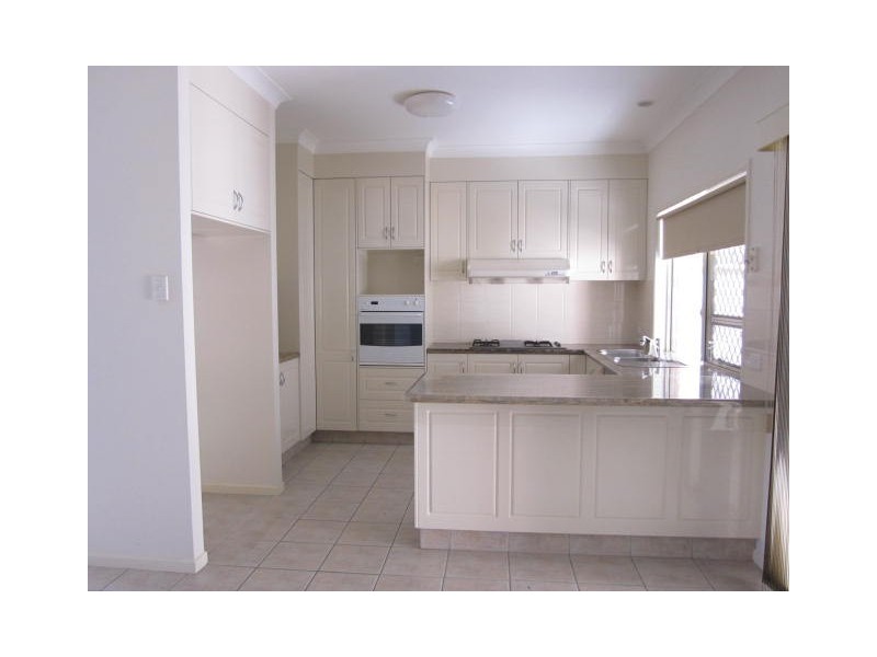 10 Ironwood Close, Runcorn QLD 4113