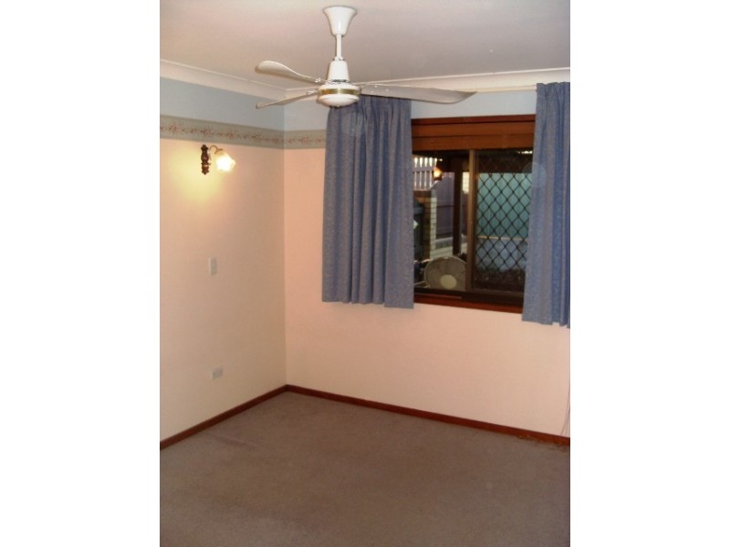 25 Oakleaf Street, Eight Mile Plains QLD 4113