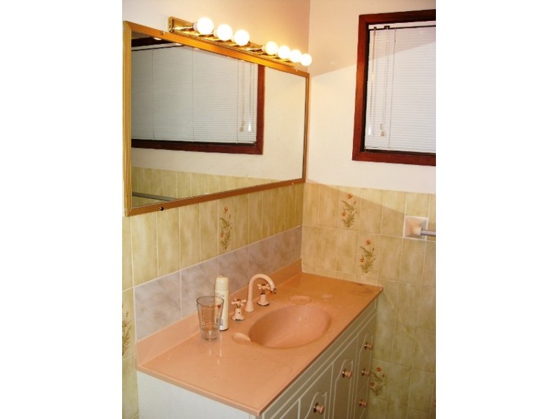 25 Oakleaf Street, Eight Mile Plains QLD 4113