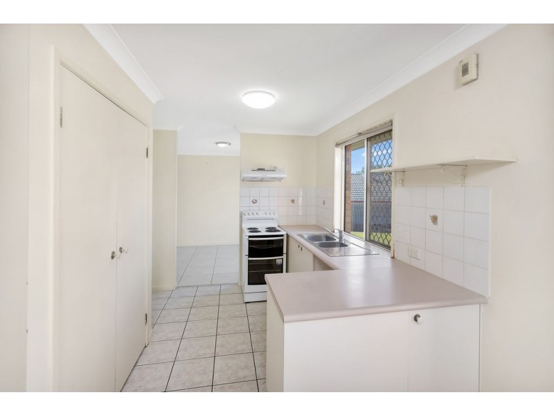 43 STREAMVIEW CRESCENT, Springfield QLD 4300