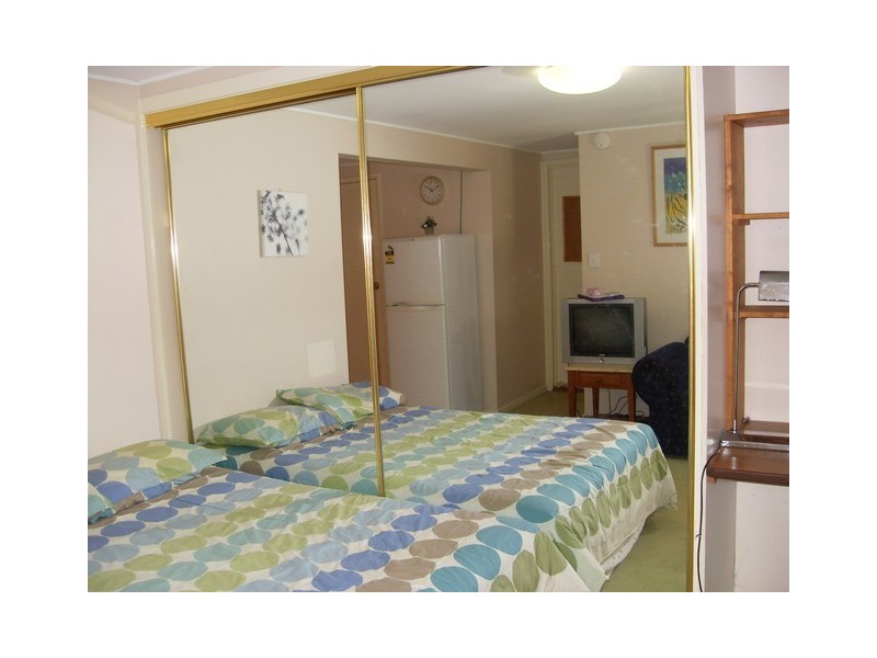 Unit B, 28 Gonzales Street, Macgregor QLD 4109