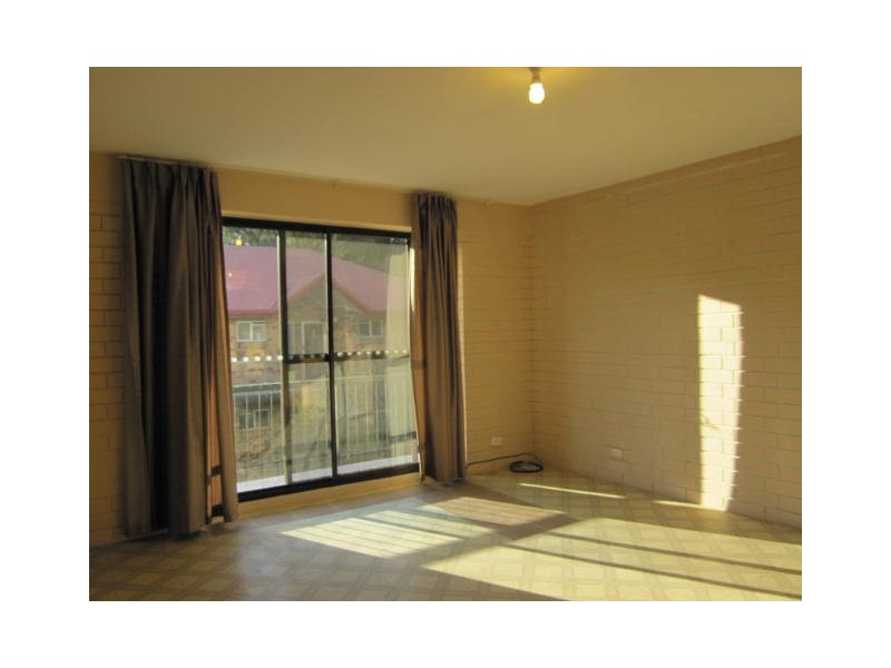 2/130 Gladstone Road, Highgate Hill QLD 4101