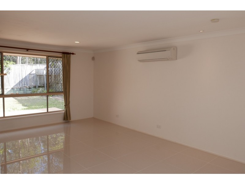 12 Livingstone Place, Kuraby QLD 4112