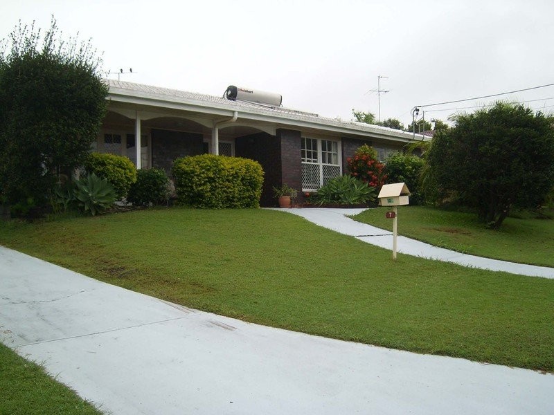 7 Angelina Street, Macgregor QLD 4109