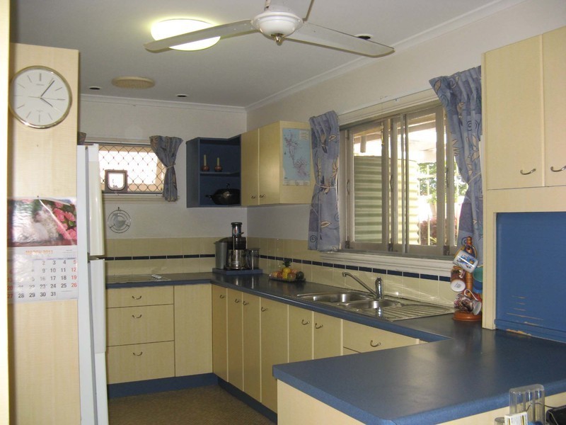 7 Angelina Street, Macgregor QLD 4109