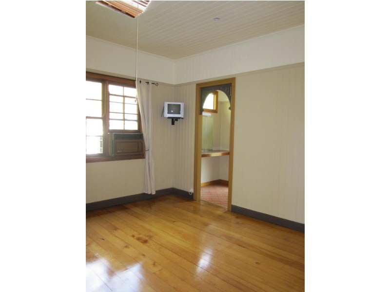 80 Lillian Avenue, Salisbury QLD 4107