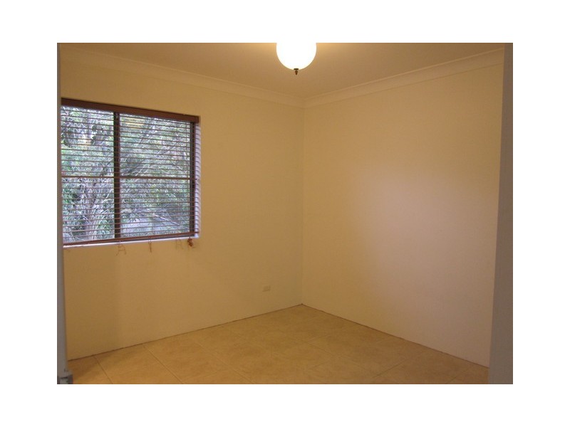 6/10 Dorinda Street, Greenslopes QLD 4120