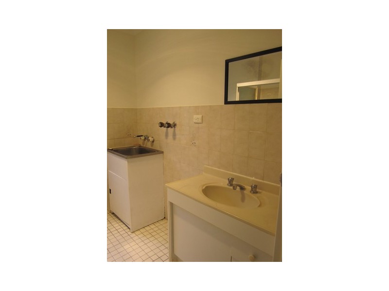 6/10 Dorinda Street, Greenslopes QLD 4120