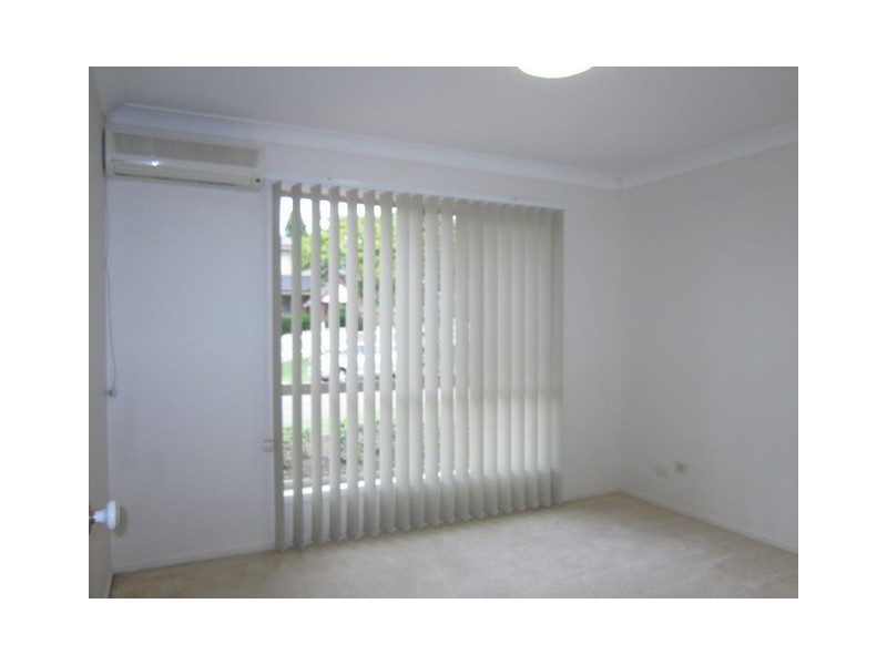 1 Warenda Close, Middle Park QLD 4074