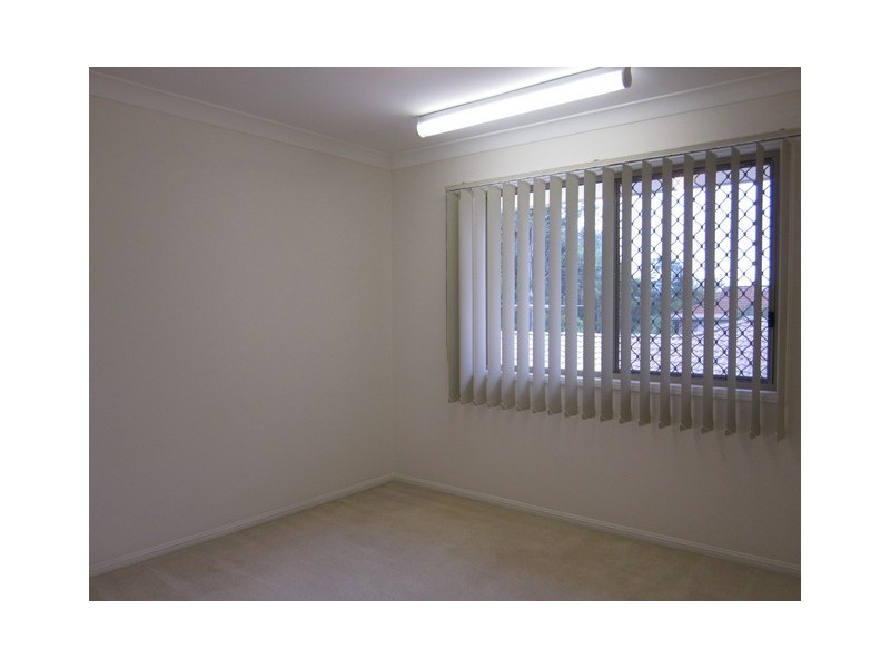 1 Warenda Close, Middle Park QLD 4074