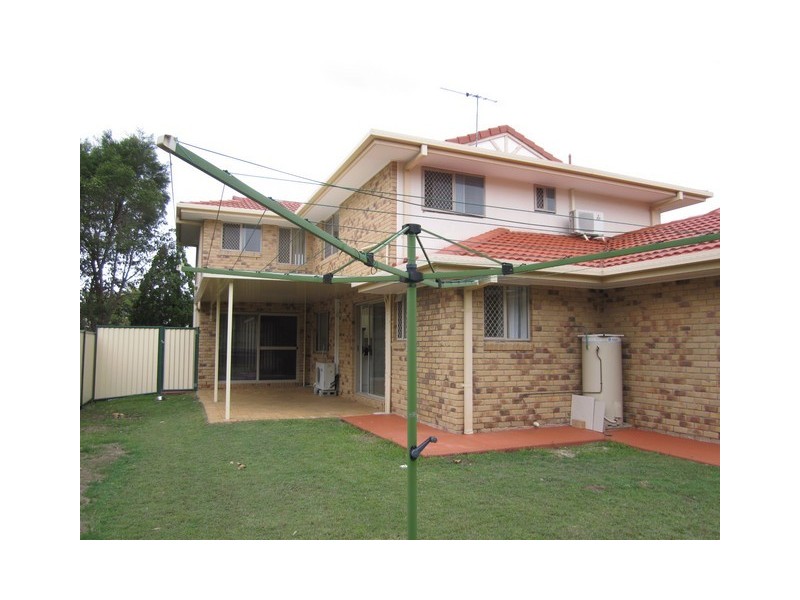 1 Warenda Close, Middle Park QLD 4074