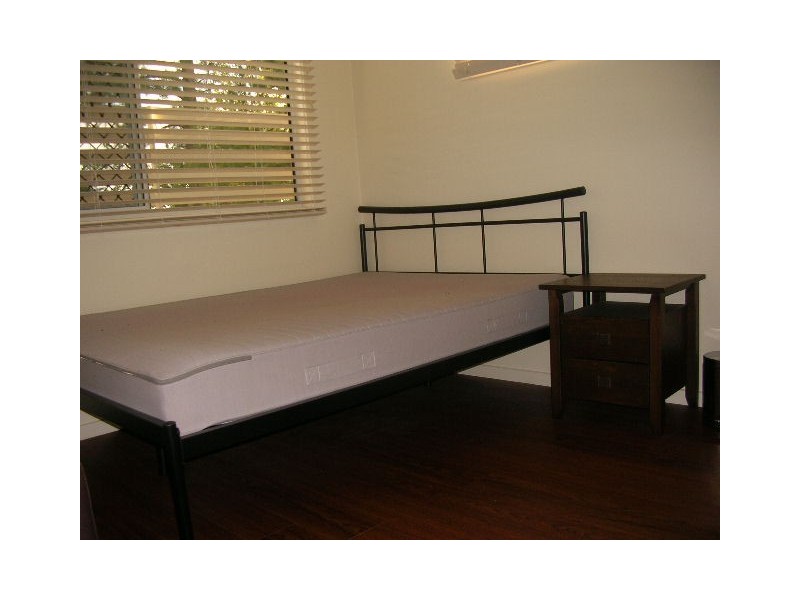 B/179 Highgate Street, Coopers Plains QLD 4108