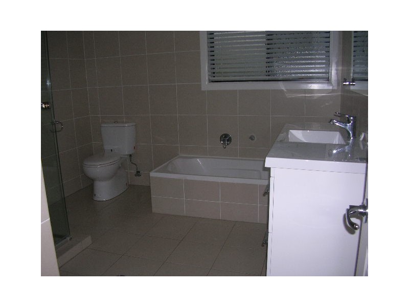 5 Mintern Street, Macgregor QLD 4109