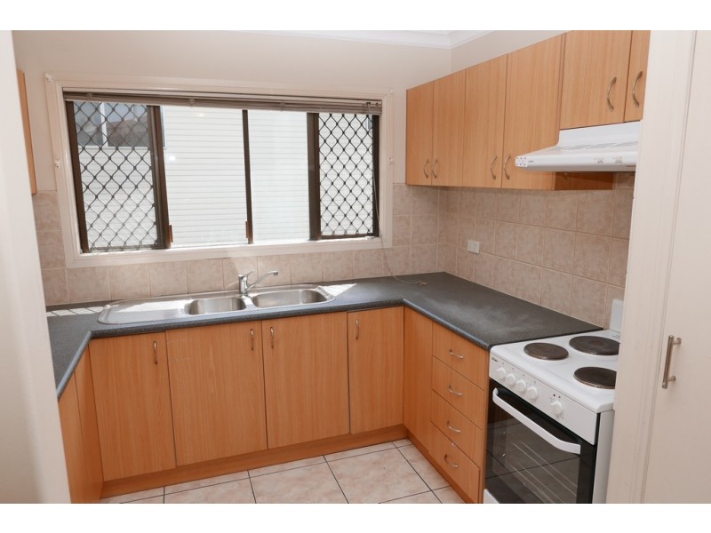 12 Grout Street, Macgregor QLD 4109