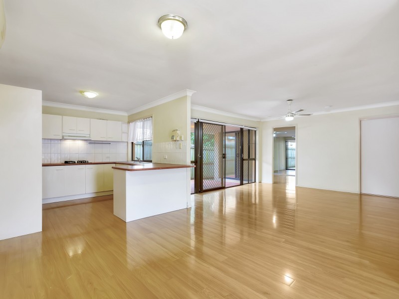 2/12 ANGEL STREET, Eight Mile Plains QLD 4113