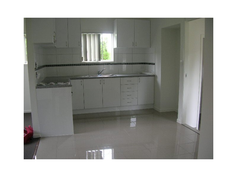 4 Cutler Avenue, Moorooka QLD 4105