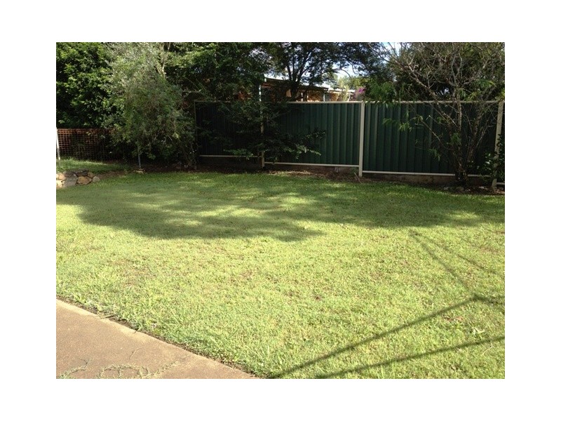 19 Lorrimore Street, Macgregor QLD 4109