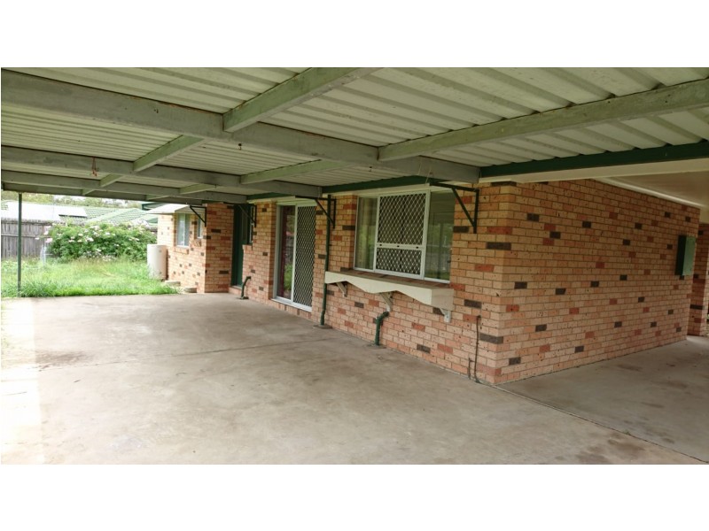 18 Halfmoon Street, Browns Plains QLD 4118