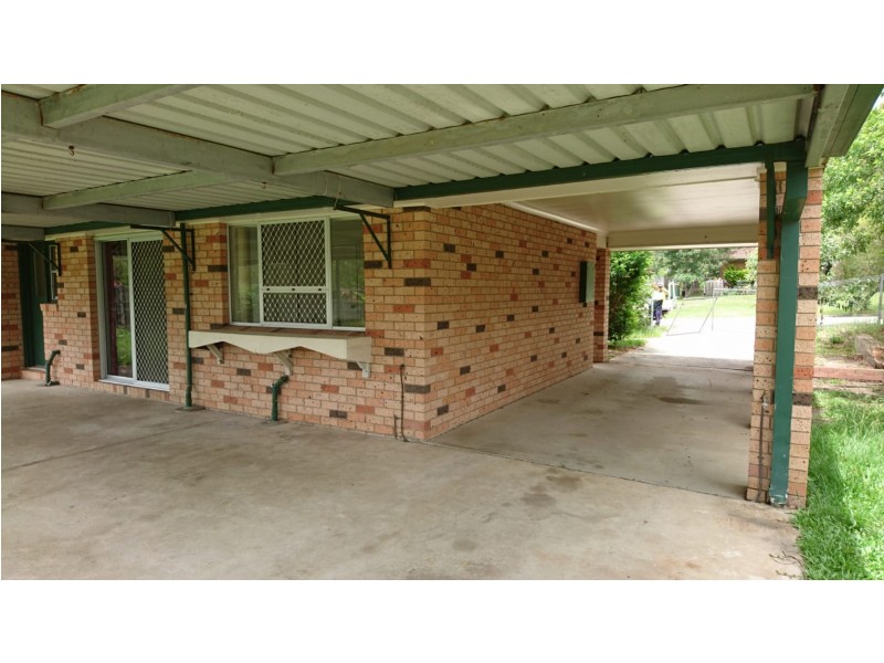 18 Halfmoon Street, Browns Plains QLD 4118