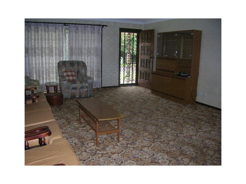 10 Angophora Street, Robertson QLD 4109