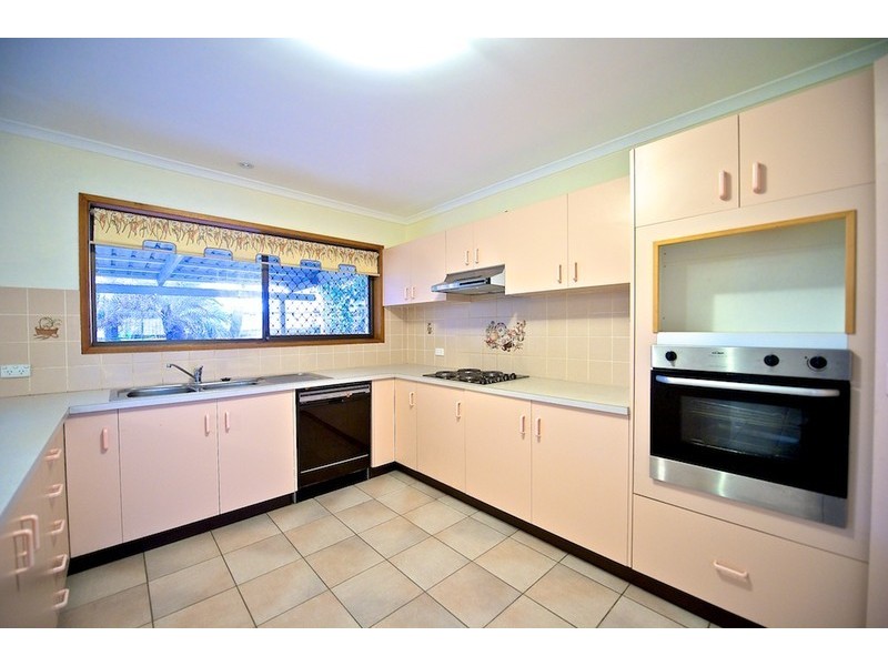 27 Lynelle Street, Sunnybank Hills QLD 4109