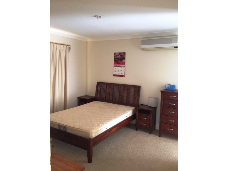 4/5 Hillview Road, Runcorn QLD 4113