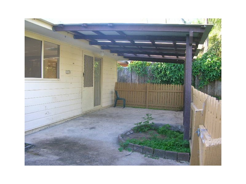 22 Dombeyah Street, Crestmead QLD 4132