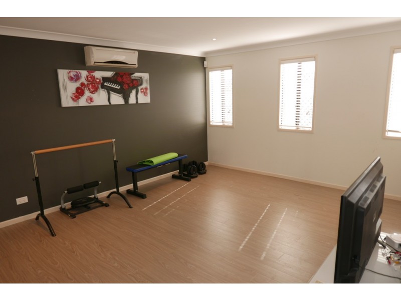 7 Simveesh Street, Calamvale QLD 4116